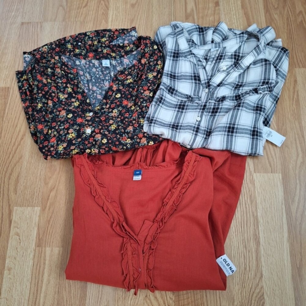 BUNDLE (3) Old Navy 2X  boxy Tops Womens´s Long Sleeve Button Down